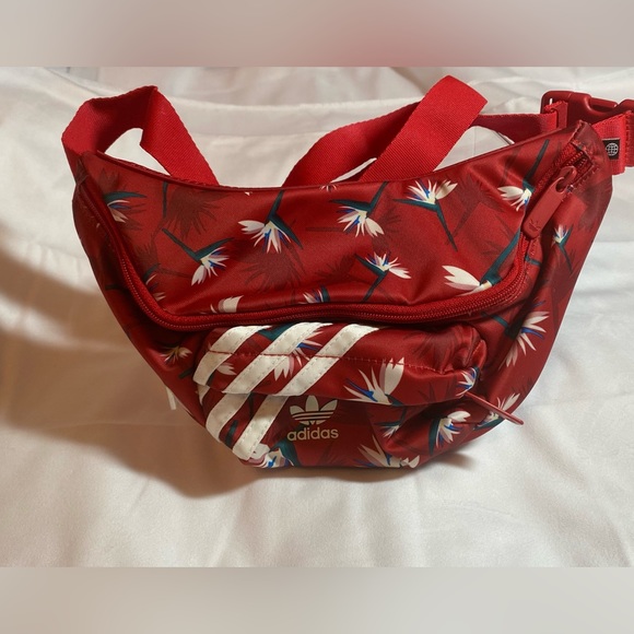 ADIDAS Originals X Thebe Magugu Logo Belt Bag Red Fanny Pack NWT - Picture 3 of 4